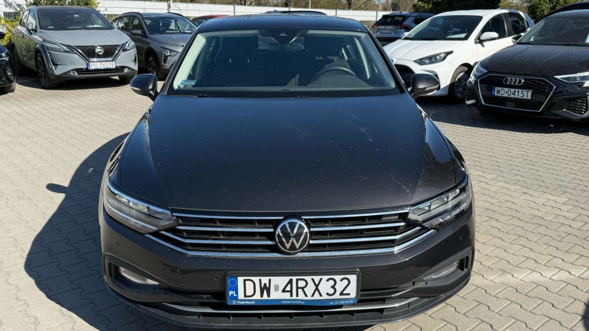 Volkswagen Passat 1.5 TSI EVO Business DSG DW4RX32 w abonamencie dla firm