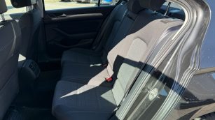 Volkswagen Passat 1.5 TSI EVO Business DSG DW4RX32 w abonamencie dla firm