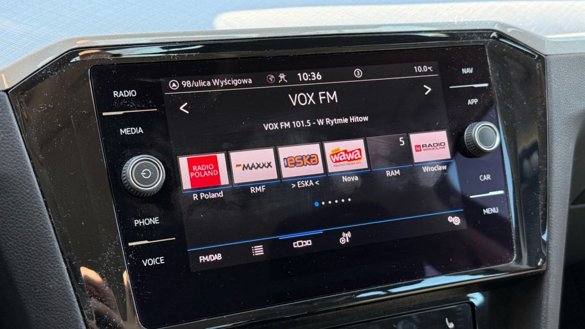 Volkswagen Passat 1.5 TSI EVO Business DSG DW4RX32 w abonamencie dla firm