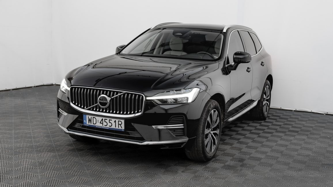 Volvo XC60 B4 D AWD Plus Bright aut WD4551R w abonamencie