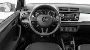 Skoda Fabia 1.0 TSI Ambition WU7477H w zakupie za gotówkę