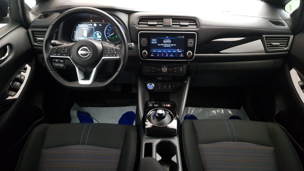 Nissan Leaf 40kWh N-Connecta GD7F038 w abonamencie