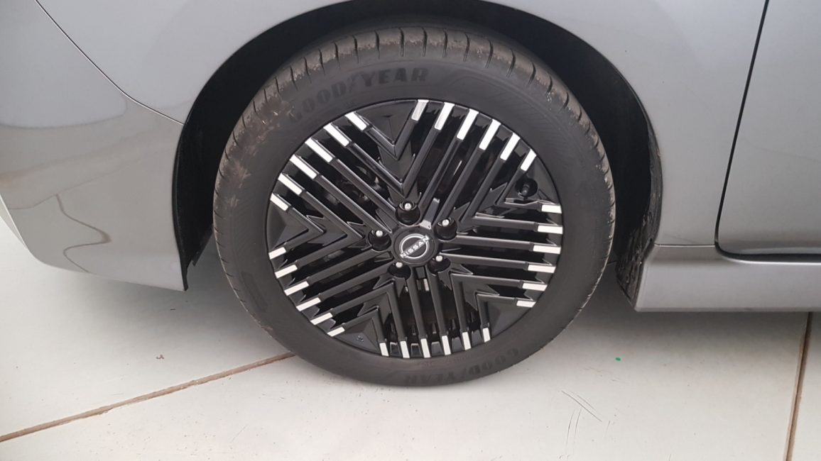 Nissan Leaf 40kWh N-Connecta GD7F038 w abonamencie