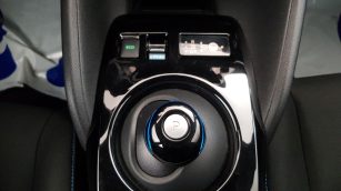 Nissan Leaf 40kWh N-Connecta GD7F038 w abonamencie