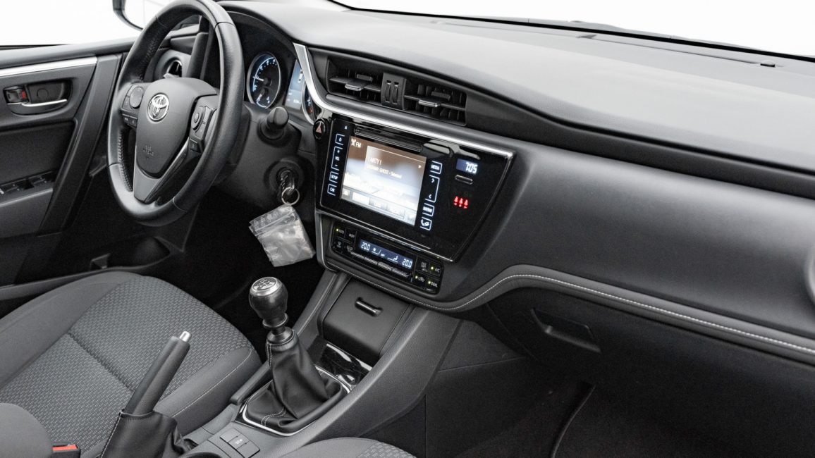 Toyota Corolla 1.6 Comfort GD587TC w leasingu dla firm