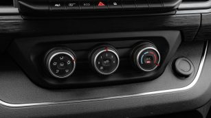 Renault Trafic Kombi 2.0 Blue dCi L2 Pack Clim WJ7045M w leasingu dla firm