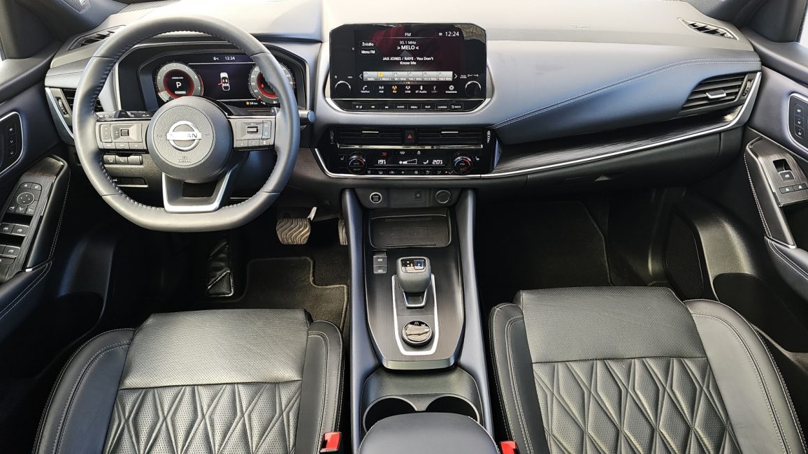 Nissan Qashqai 1.3 DIG-T mHEV 4x4 Tekna+ Xtronic GD3H737 w abonamencie