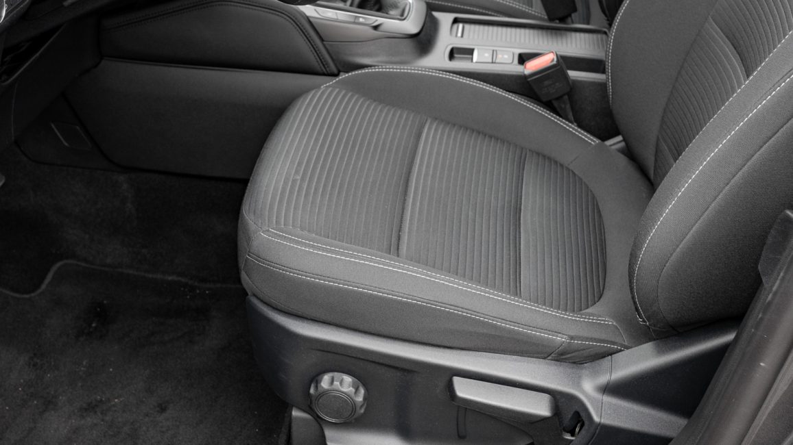 Ford Kuga 1.5 EcoBoost FWD Titanium WJ7441L w abonamencie