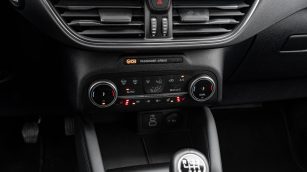 Ford Kuga 1.5 EcoBoost FWD Titanium WJ7441L w abonamencie