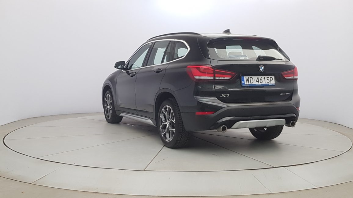 BMW X1 sDrive20i xLine aut WD4615P w abonamencie