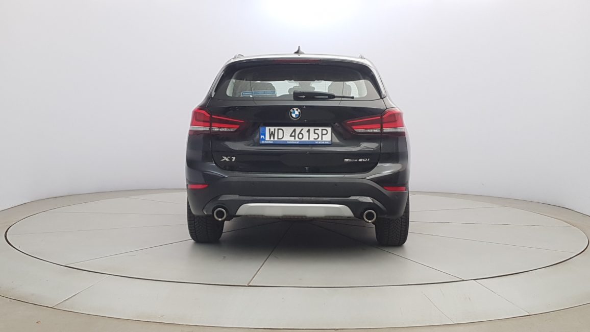 BMW X1 sDrive20i xLine aut WD4615P w abonamencie