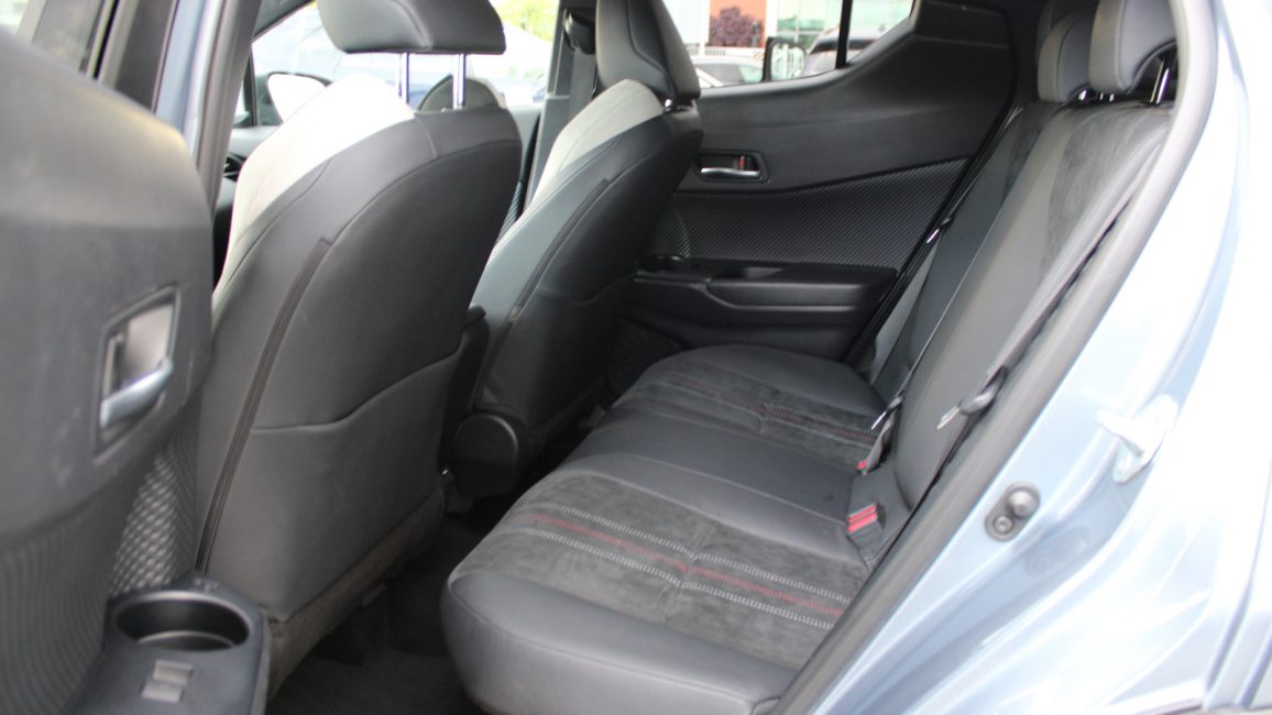 Toyota C-HR 1.8 Hybrid GPF GR Sport WJ7479K w zakupie za gotówkę