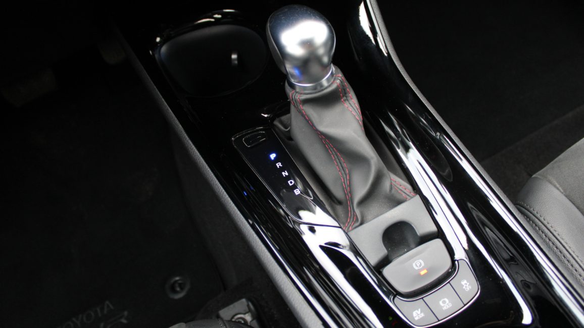 Toyota C-HR 1.8 Hybrid GPF GR Sport WJ7479K w zakupie za gotówkę