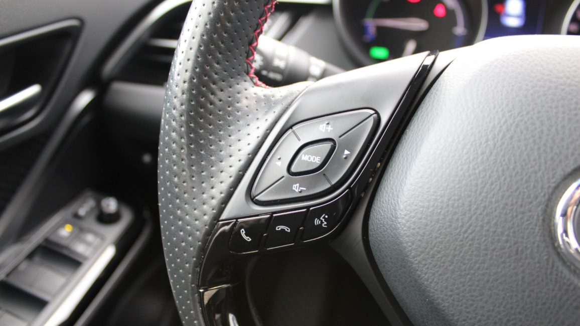 Toyota C-HR 1.8 Hybrid GPF GR Sport WJ7479K w zakupie za gotówkę
