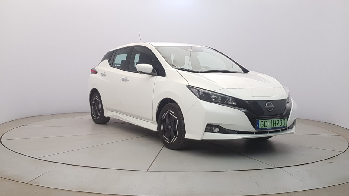 Nissan Leaf 40kWh Acenta GD1H930 w abonamencie