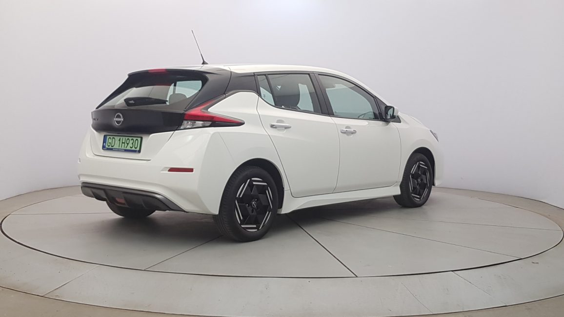 Nissan Leaf 40kWh Acenta GD1H930 w abonamencie