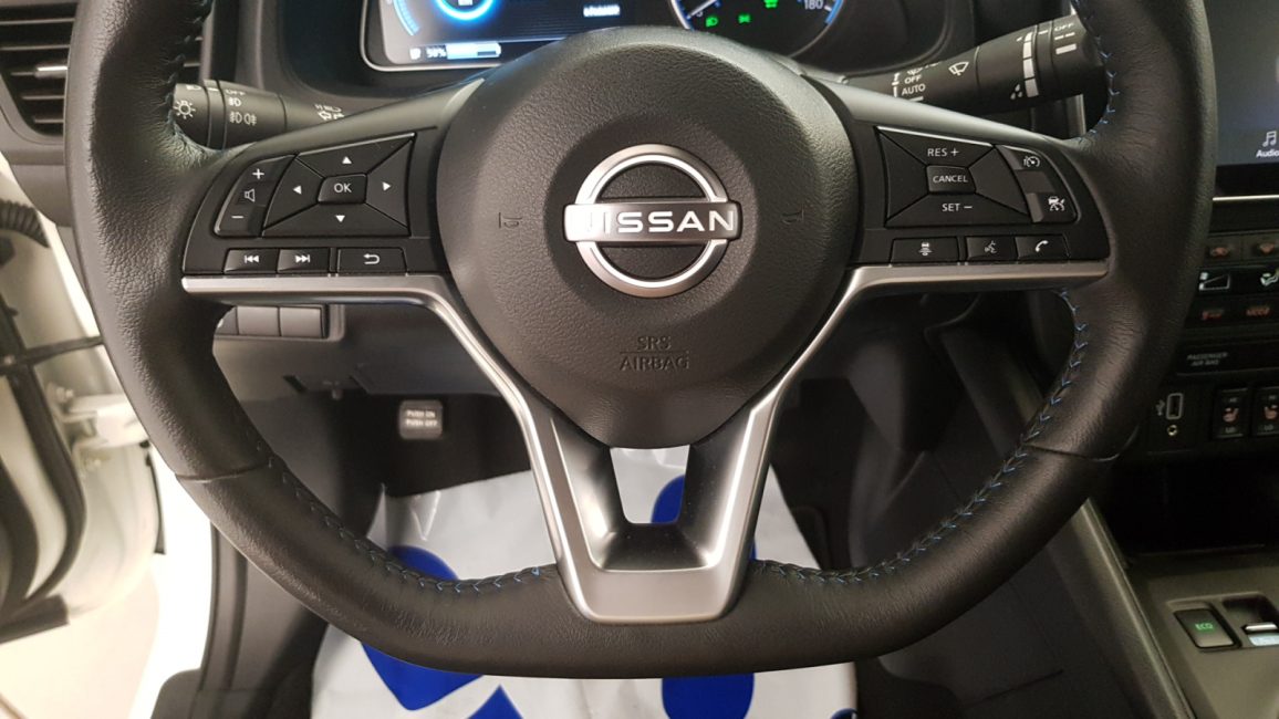 Nissan Leaf 40kWh Acenta GD1H930 w abonamencie