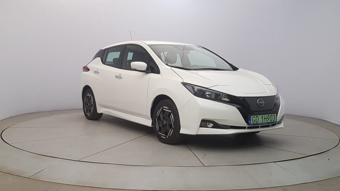 Nissan Leaf 40kWh Acenta GD1H903 w abonamencie dla firm