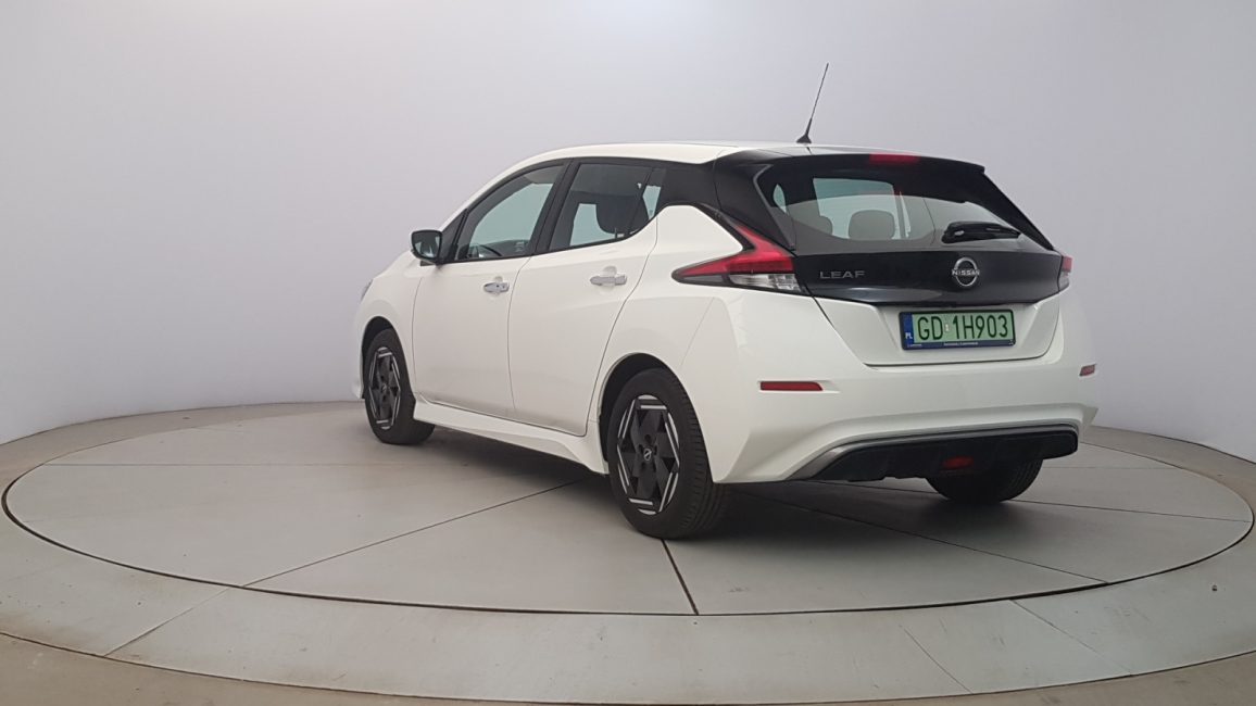 Nissan Leaf 40kWh Acenta GD1H903 w abonamencie
