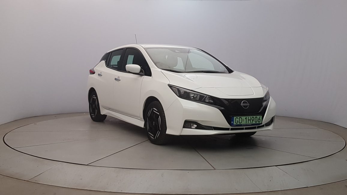Nissan Leaf 40kWh Acenta GD1H906 w abonamencie
