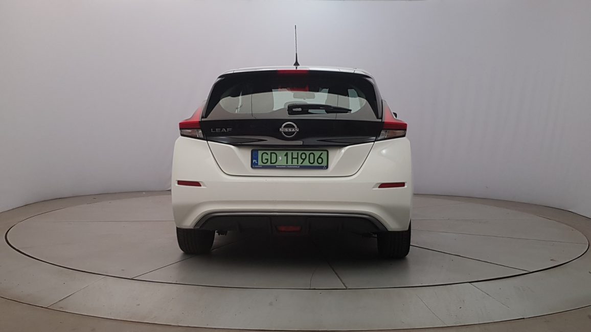 Nissan Leaf 40kWh Acenta GD1H906 w abonamencie