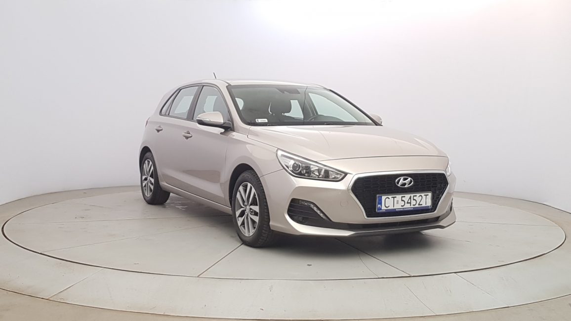Hyundai i30 1.4 Classic + CT5452T w zakupie za gotówkę