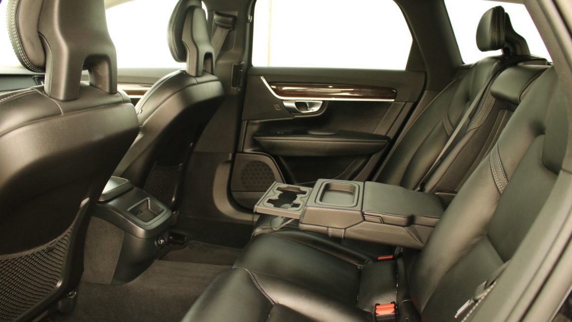 Volvo V90 D5 AWD Inscription aut WD3155H w zakupie za gotówkę