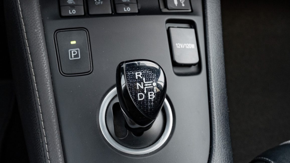 Toyota Auris Hybrid 135 Prestige GD342PF w leasingu dla firm