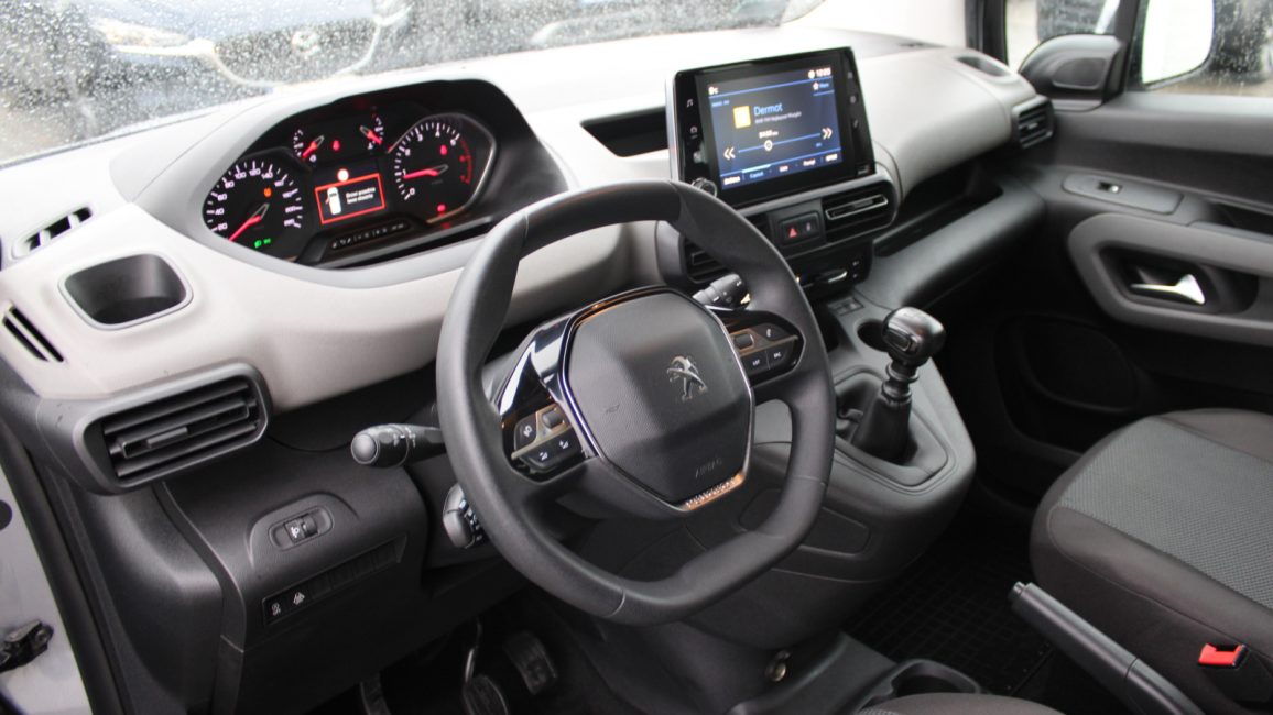 Peugeot Rifter 1.2 PureTech Active S&S PO3ML47 w zakupie za gotówkę