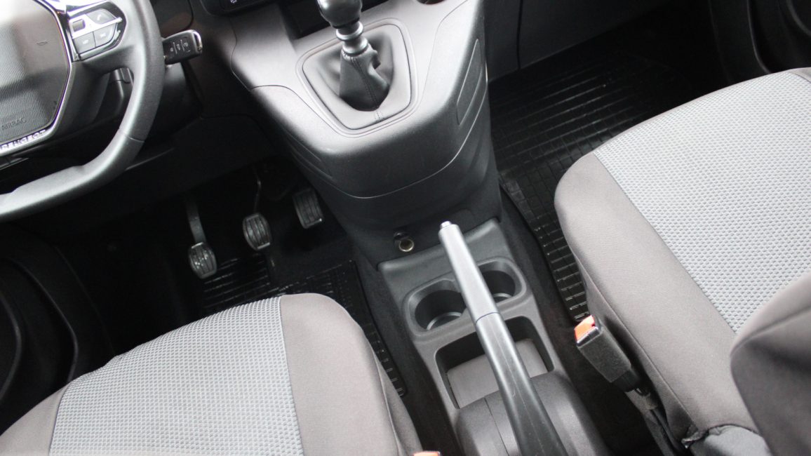 Peugeot Rifter 1.2 PureTech Active S&S PO3ML47 w zakupie za gotówkę