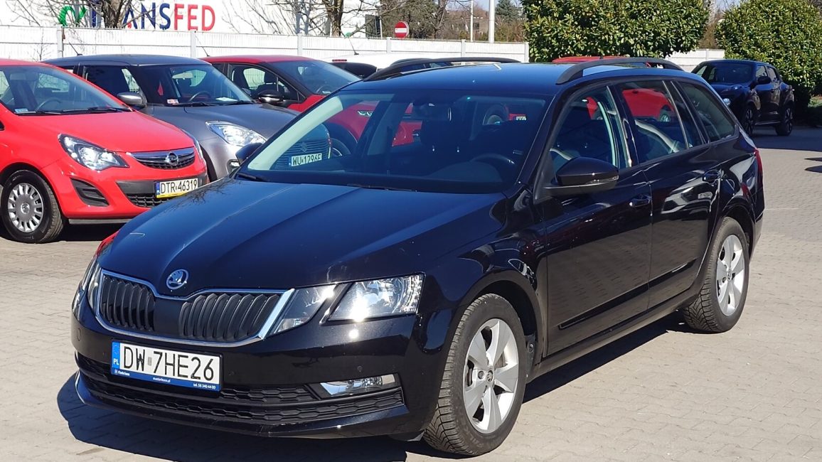 Skoda Octavia 1.5 TSI GPF ACT Ambition DW7HE26 w zakupie za gotówkę